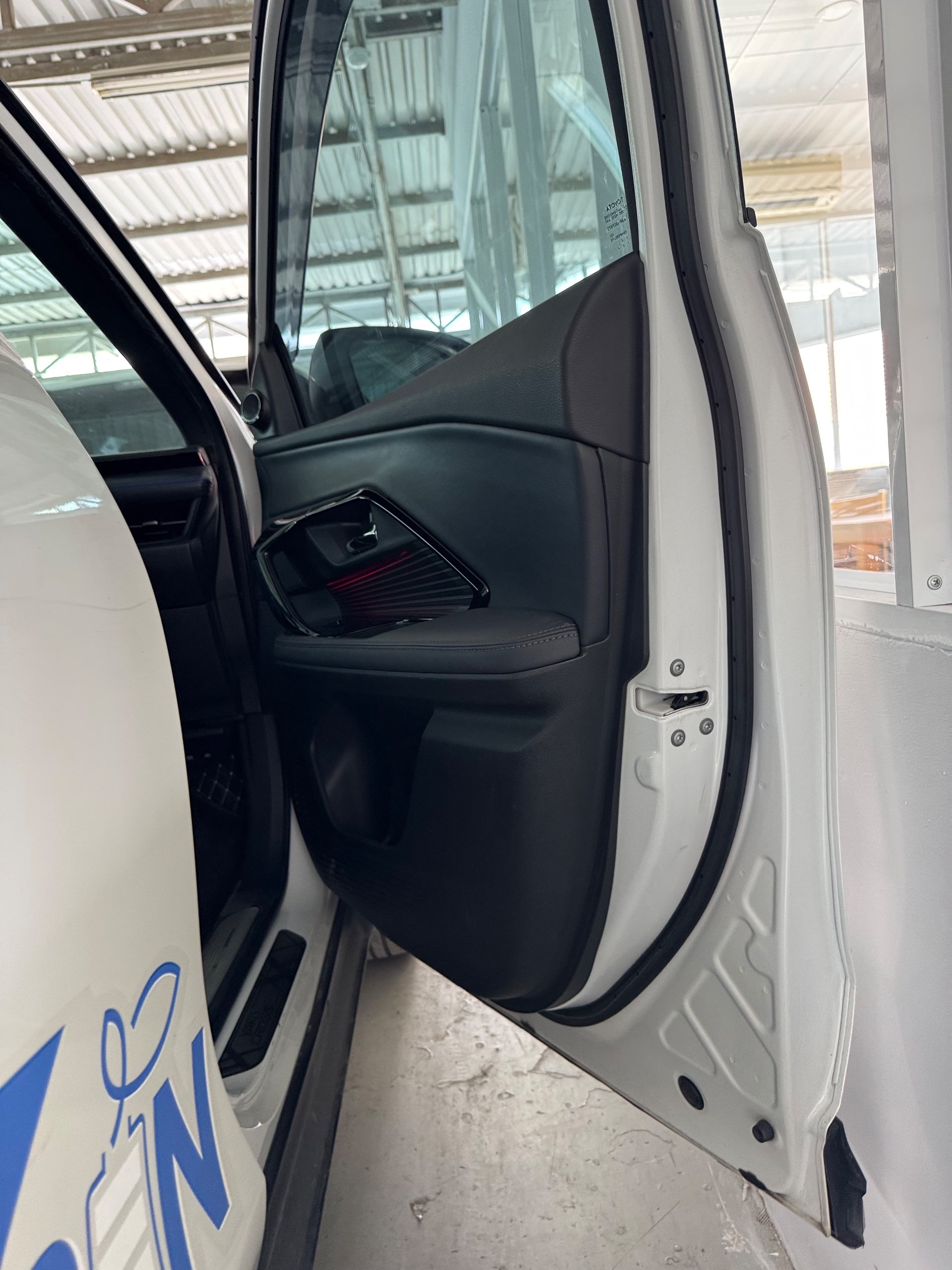 Toyota Yaris cross HEV 1.5 CVT 2023 - Ngoại thất 17