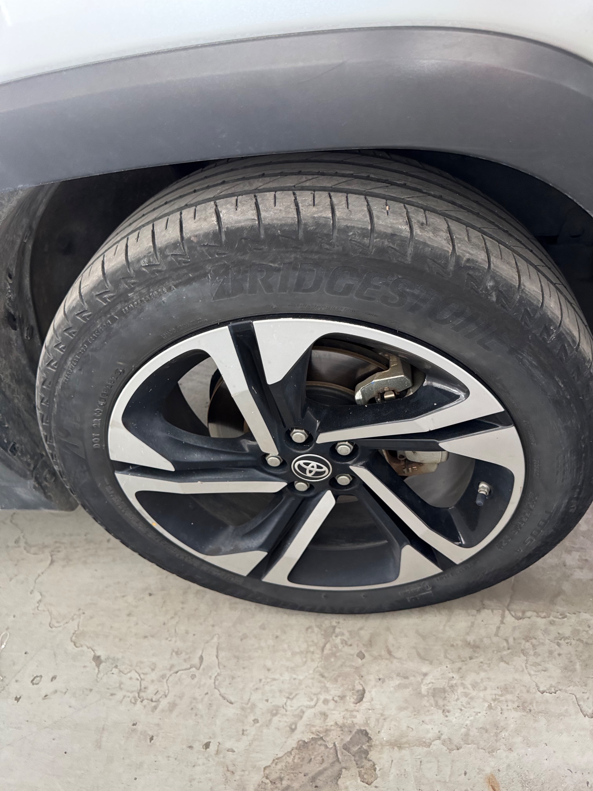 Toyota Yaris cross HEV 1.5 CVT 2023 - Ngoại thất 15