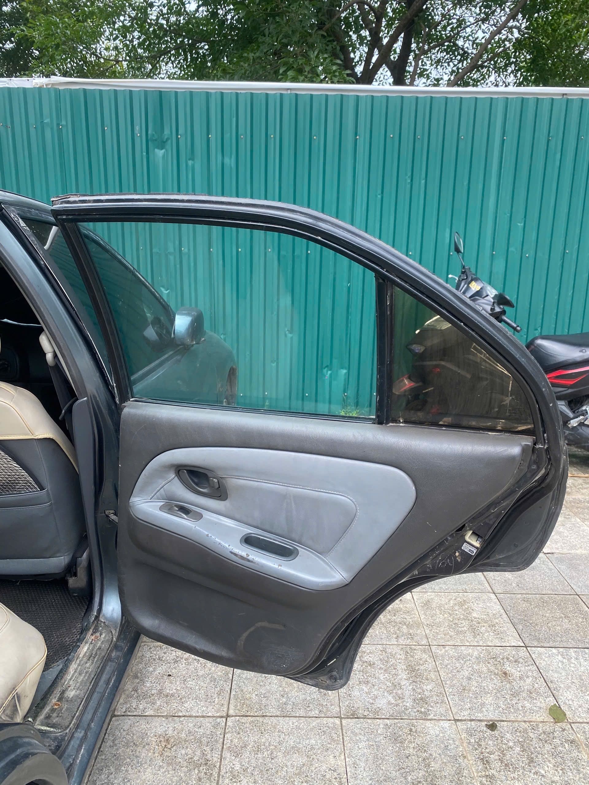 Mitsubishi Lancer  2003 - Ngoại thất 15