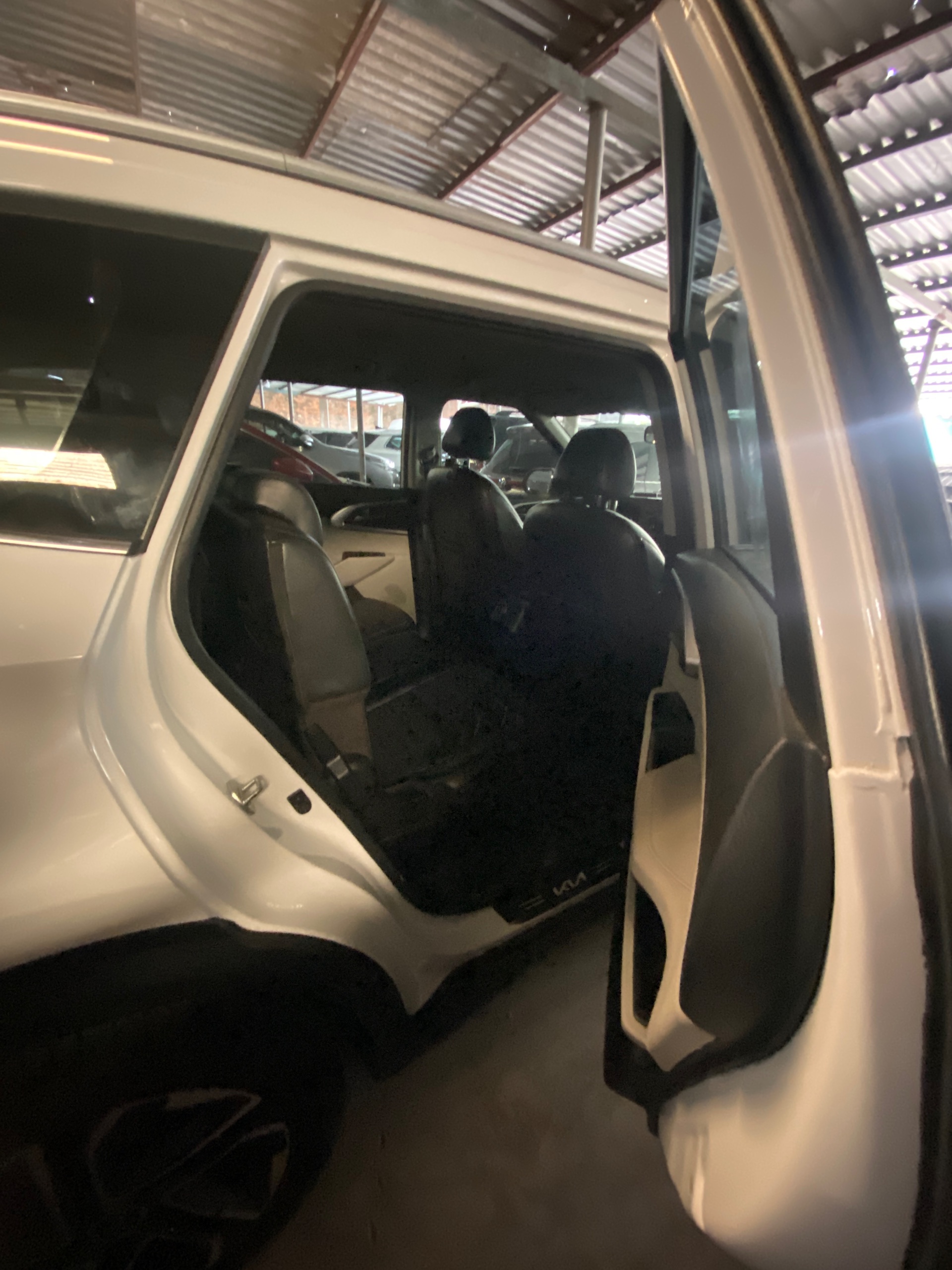 Kia Carens 1.5G IVT 2023 - Ngoại thất 19