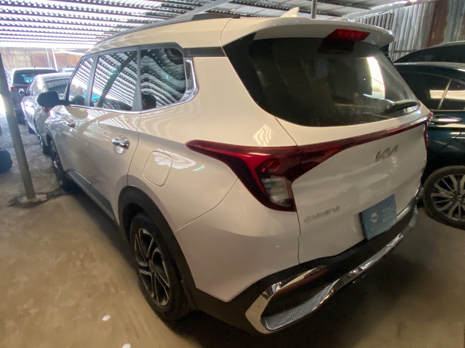 Kia Carens 1.5G IVT 2023 - Ngoại thất 13