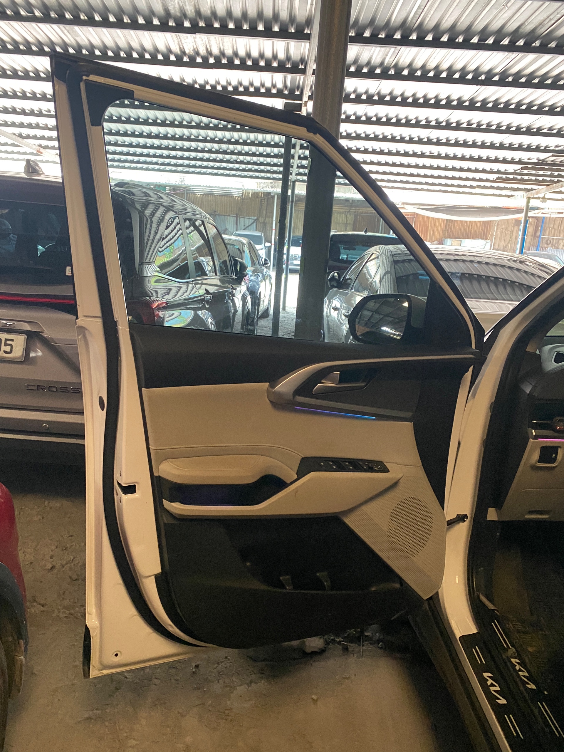 Kia Carens 1.5G IVT 2023 - Ngoại thất 6