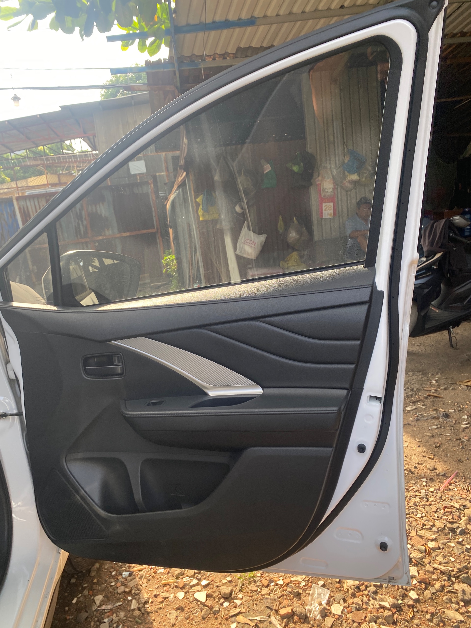 Mitsubishi Xpander 1.5 AT 2025 - Ngoại thất 23