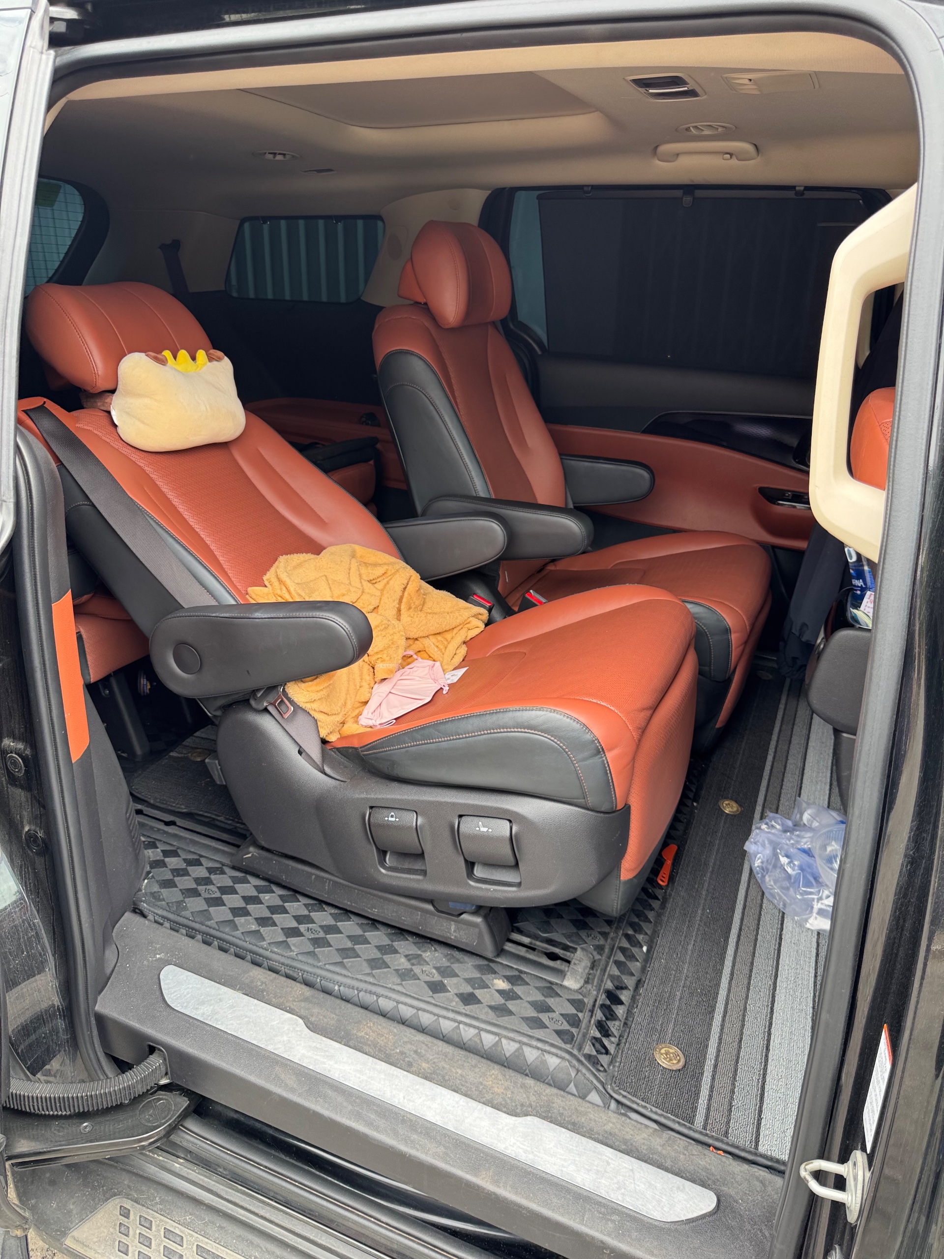 Kia Carnival Signature 2.2D 2022 - Ngoại thất 21