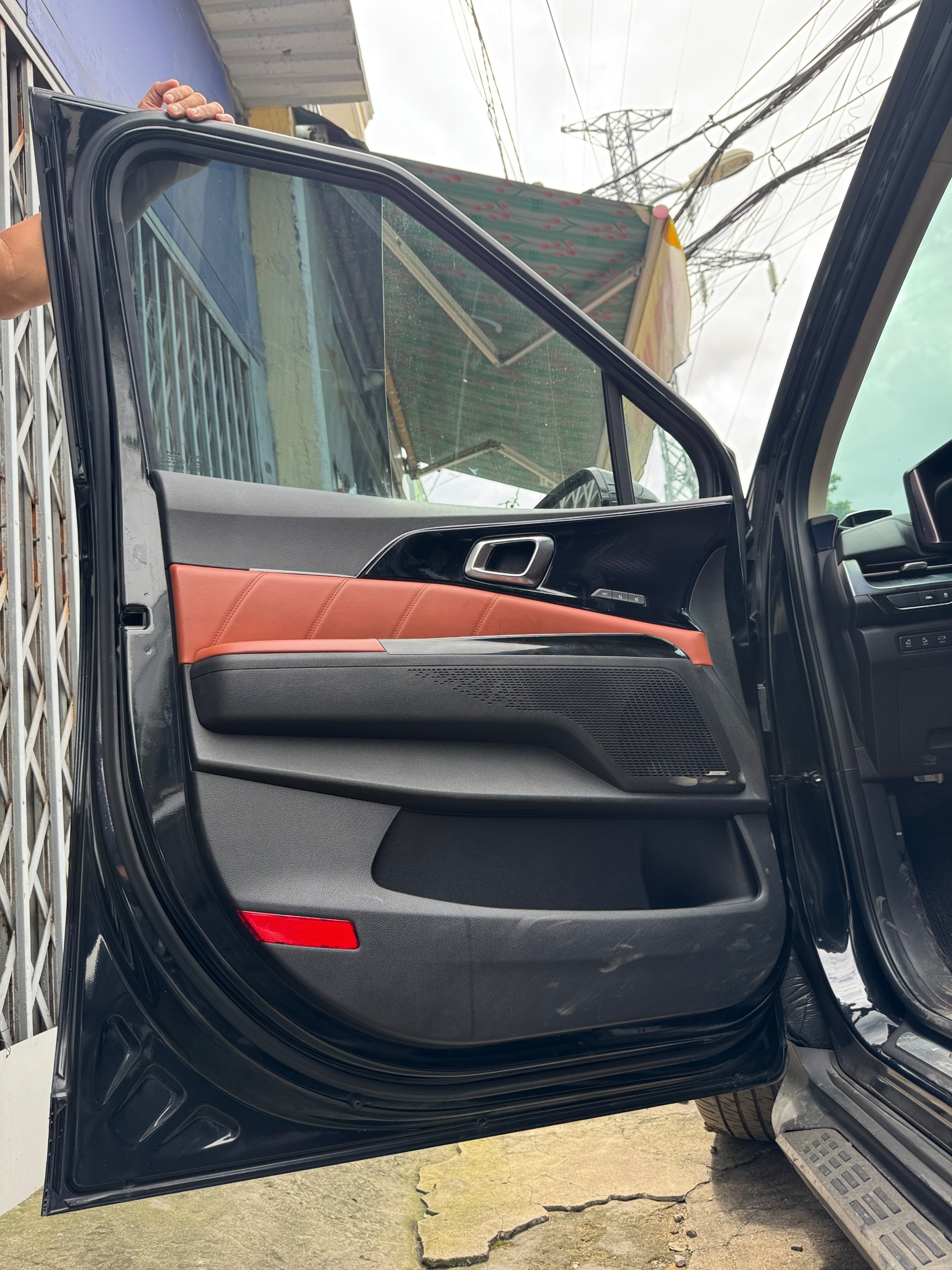 Kia Carnival Signature 2.2D 2022 - Ngoại thất 10