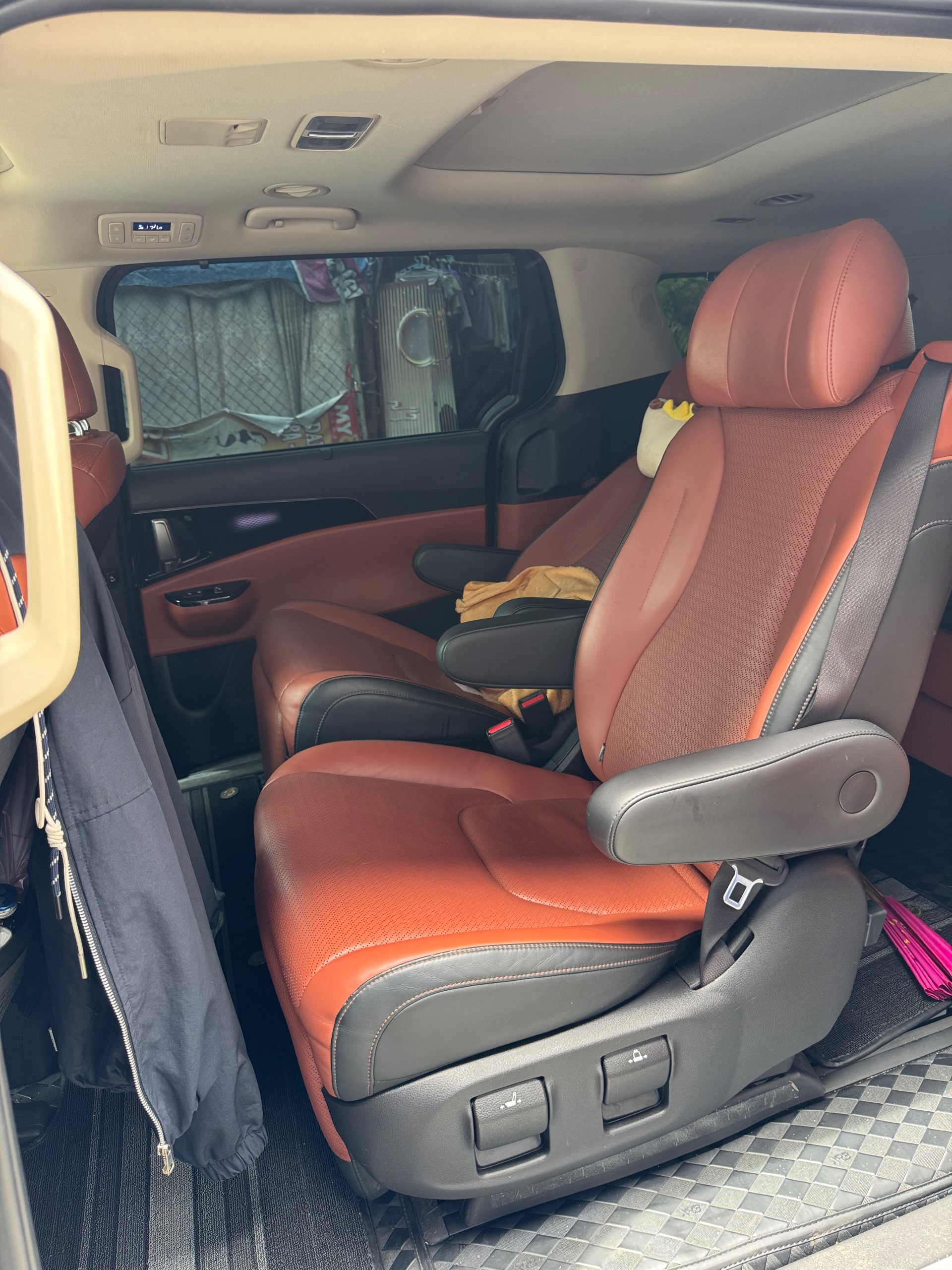 Kia Carnival Signature 2.2D 2022 - Ngoại thất 9