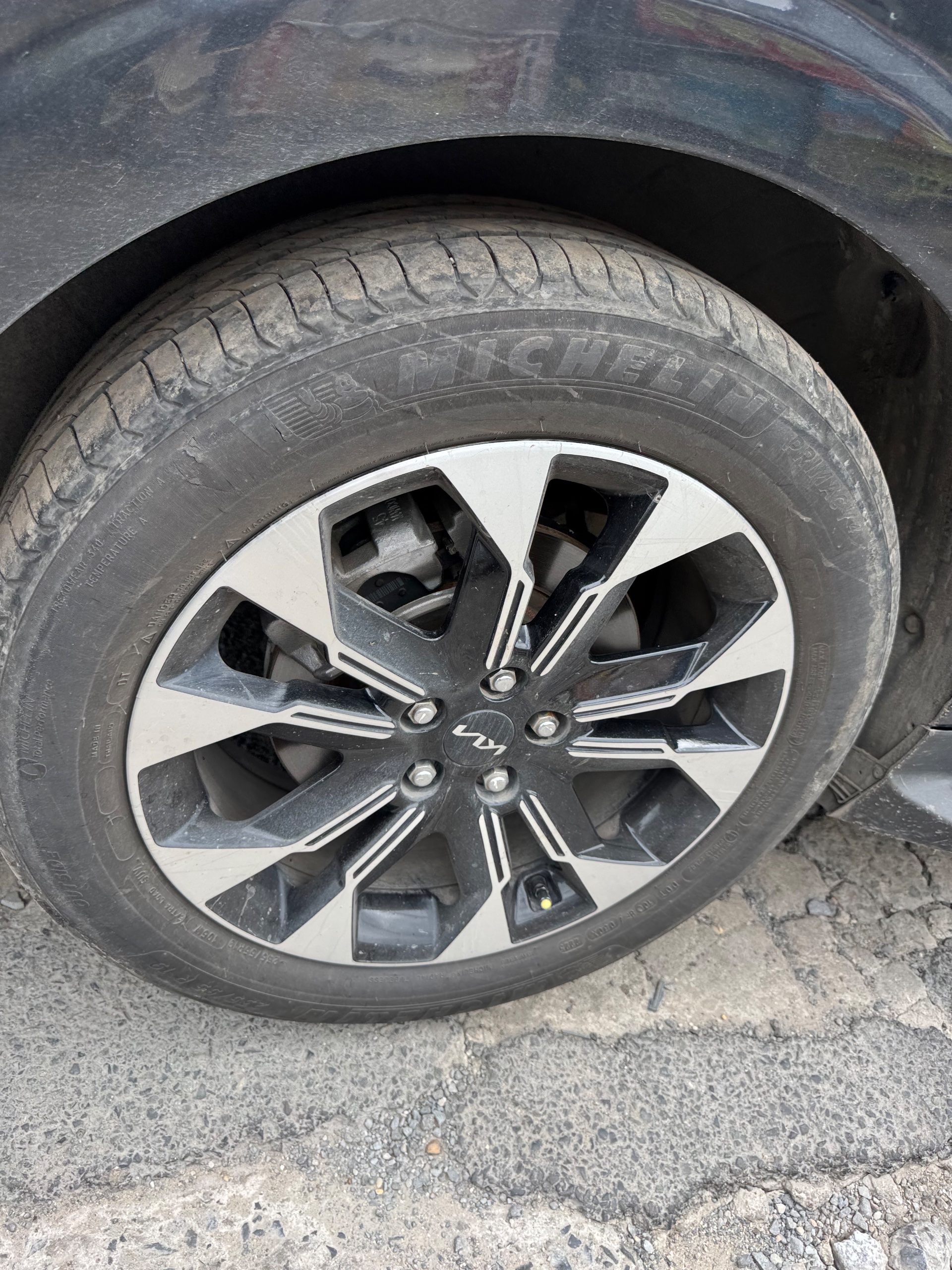 Kia Carnival Signature 2.2D 2022 - Ngoại thất 15