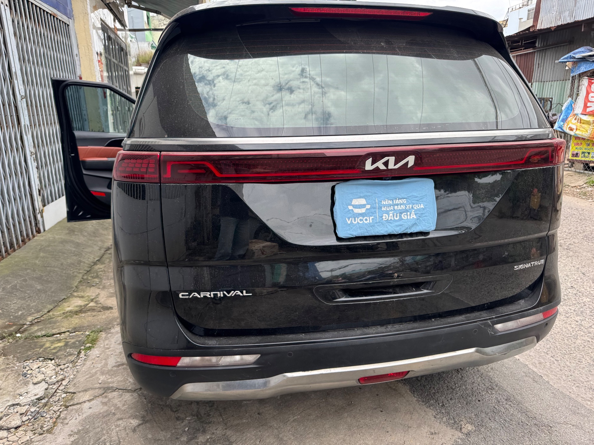 Kia Carnival Signature 2.2D 2022 - Ngoại thất 17