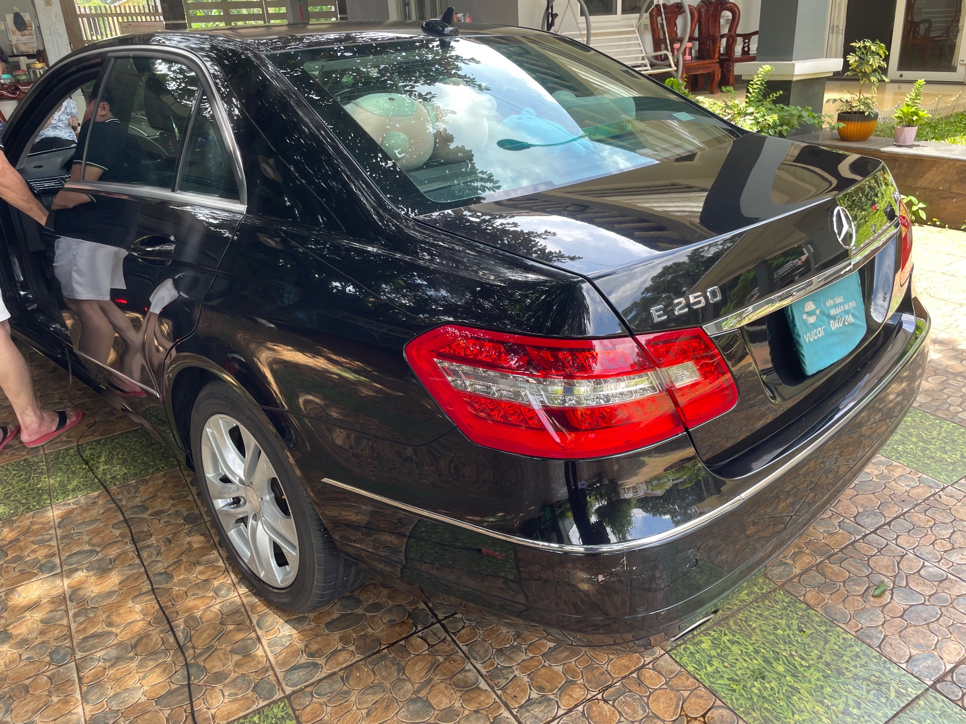 Mercedes E class E250 2010 - Ngoại thất 7