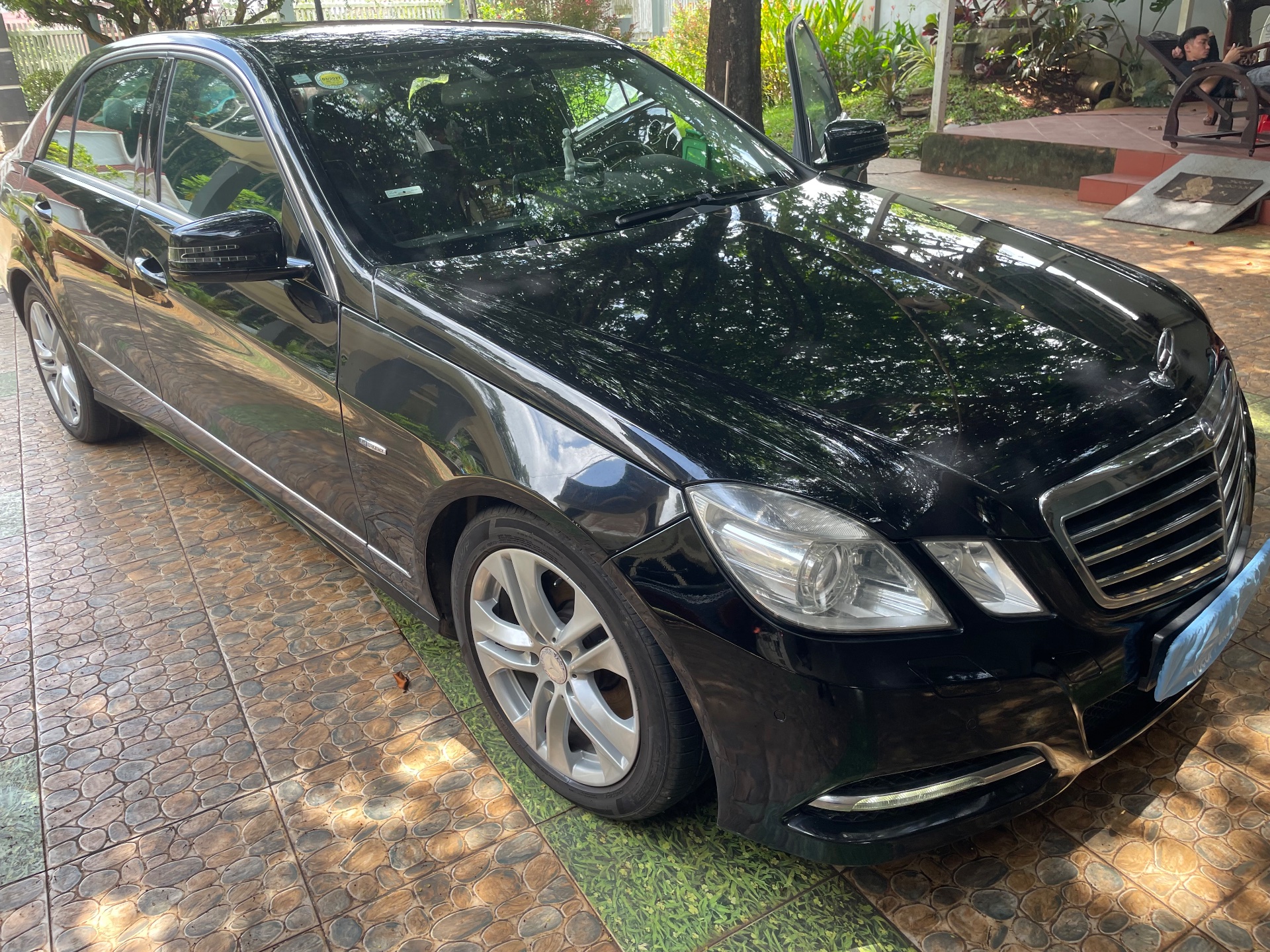 Mercedes E class E250 2010 - Ngoại thất 4