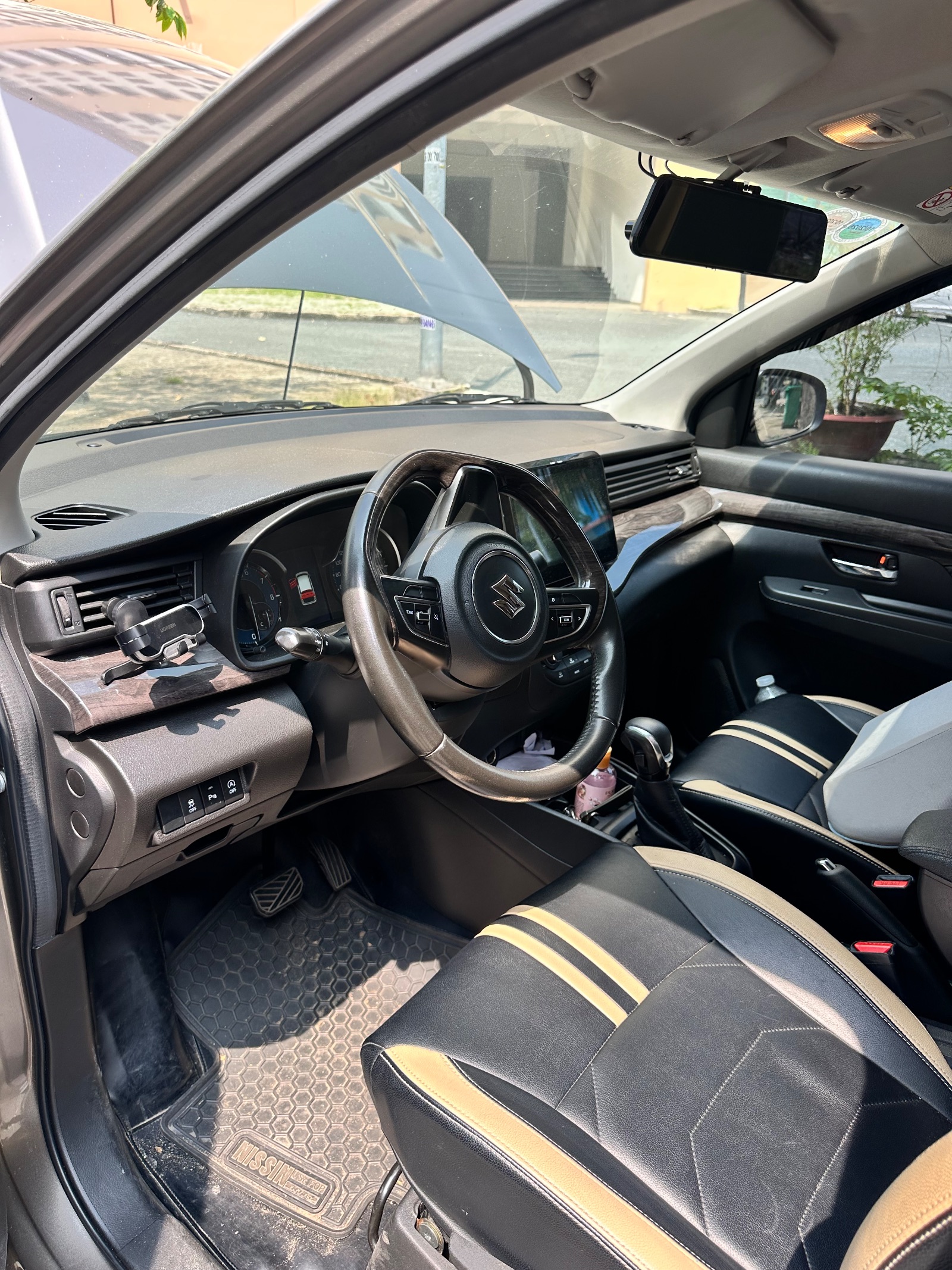 Suzuki Ertiga Hybrid 1.5 AT 2022 - Ngoại thất 18