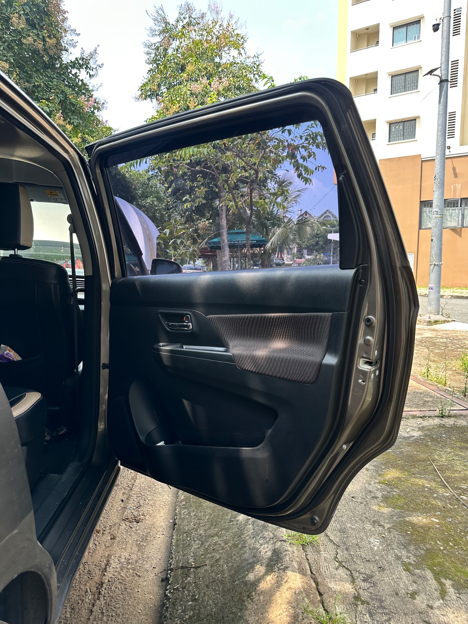 Suzuki Ertiga Hybrid 1.5 AT 2022 - Ngoại thất 25
