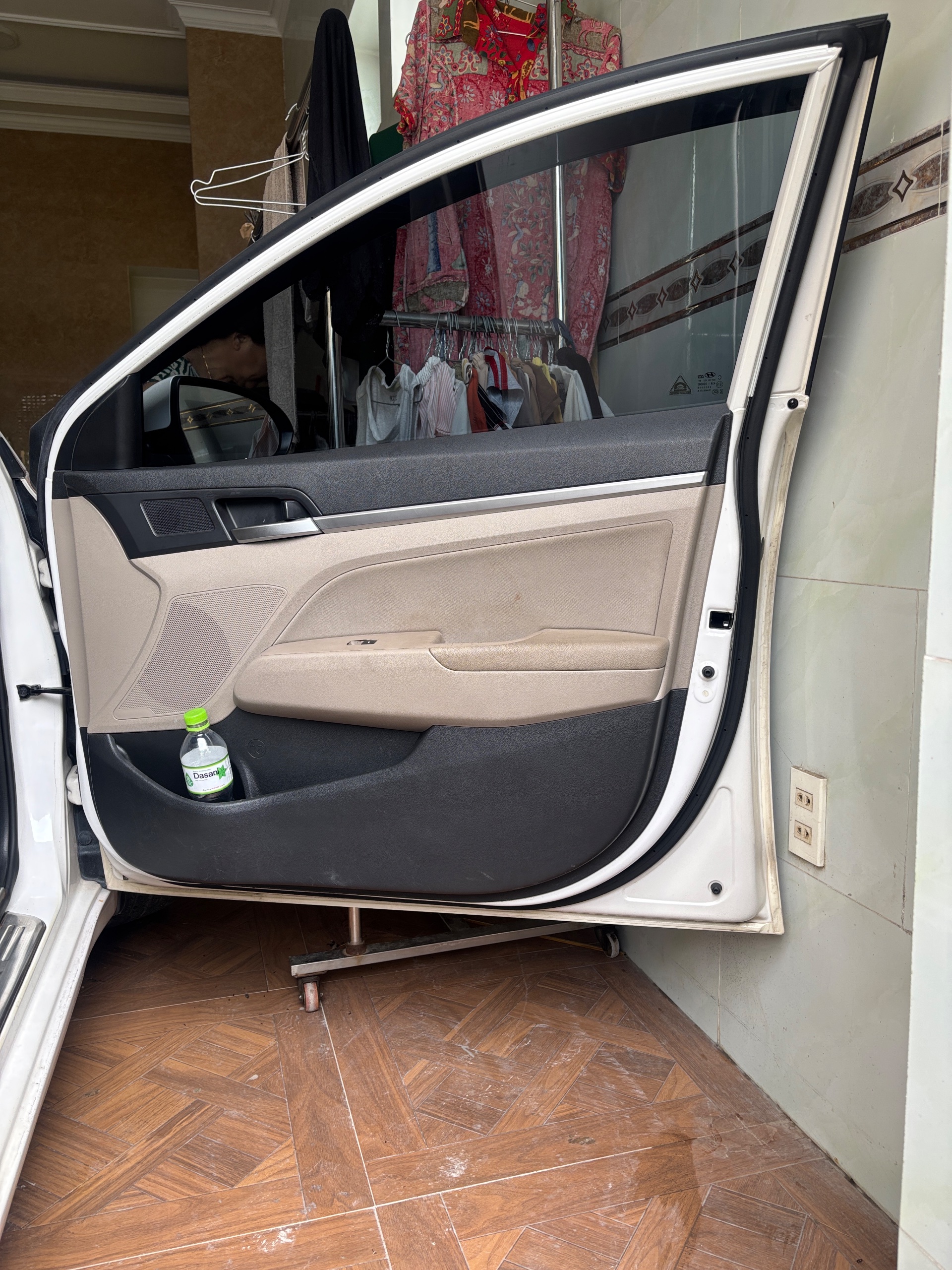 Hyundai Elantra 1.6 MT 2019 - Ngoại thất 25