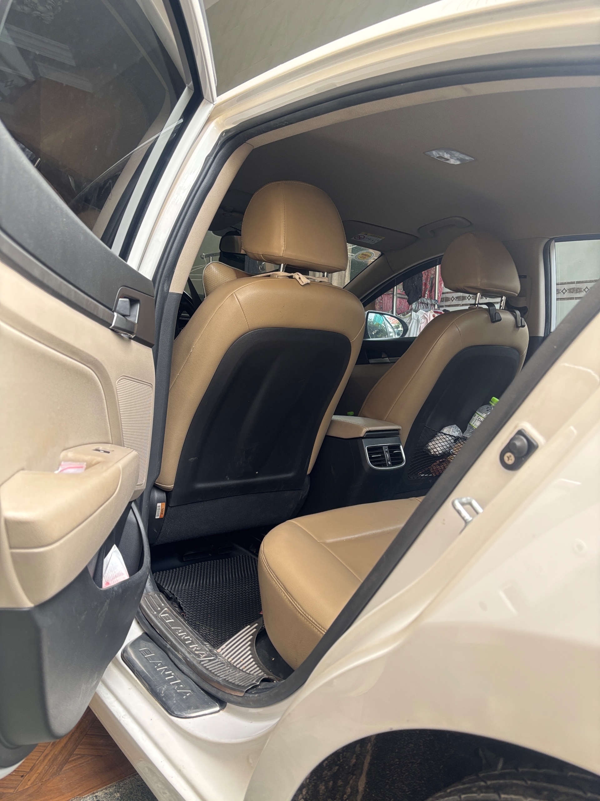 Hyundai Elantra 1.6 MT 2019 - Ngoại thất 8