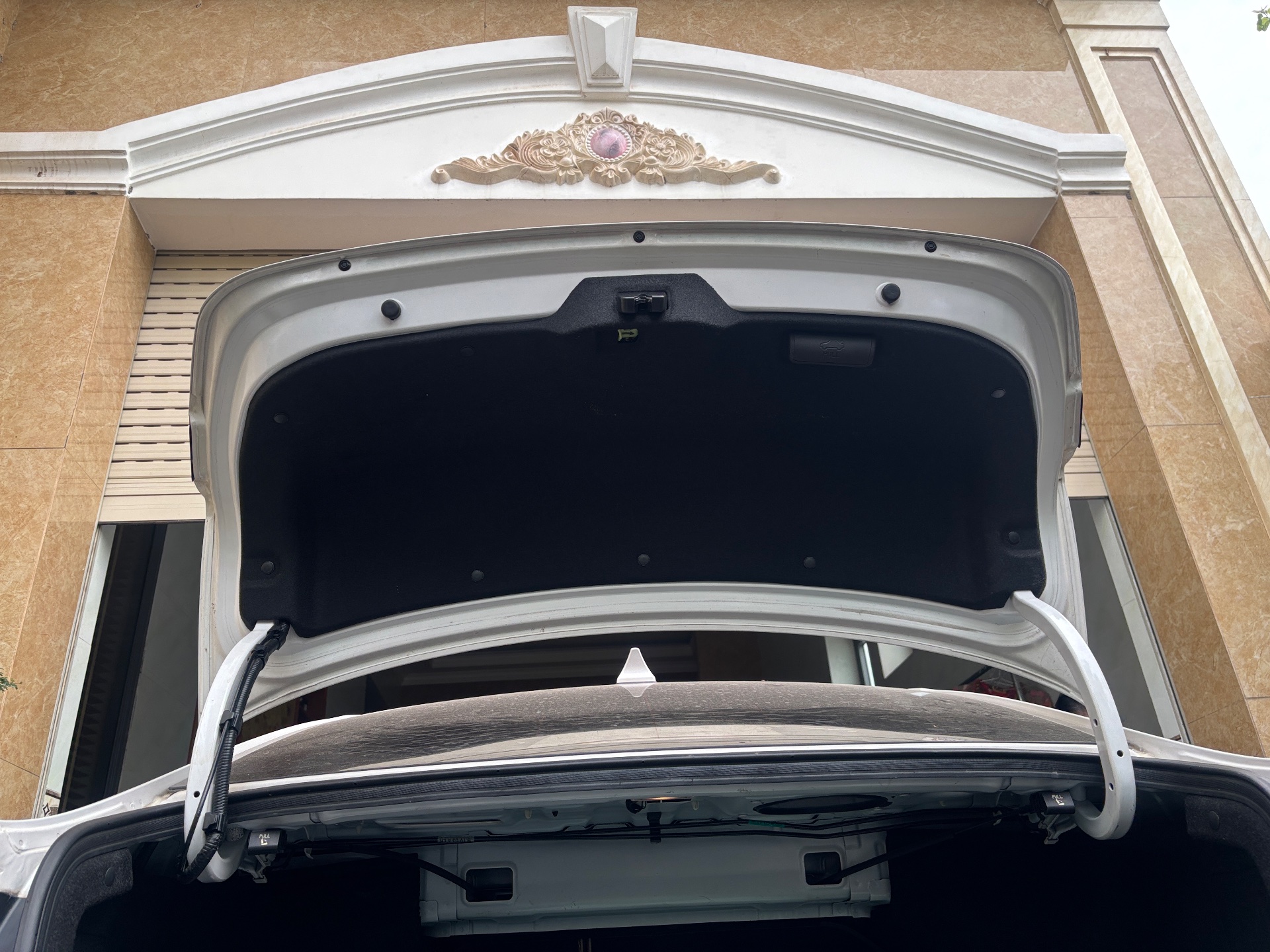Hyundai Elantra 1.6 MT 2019 - Ngoại thất 11