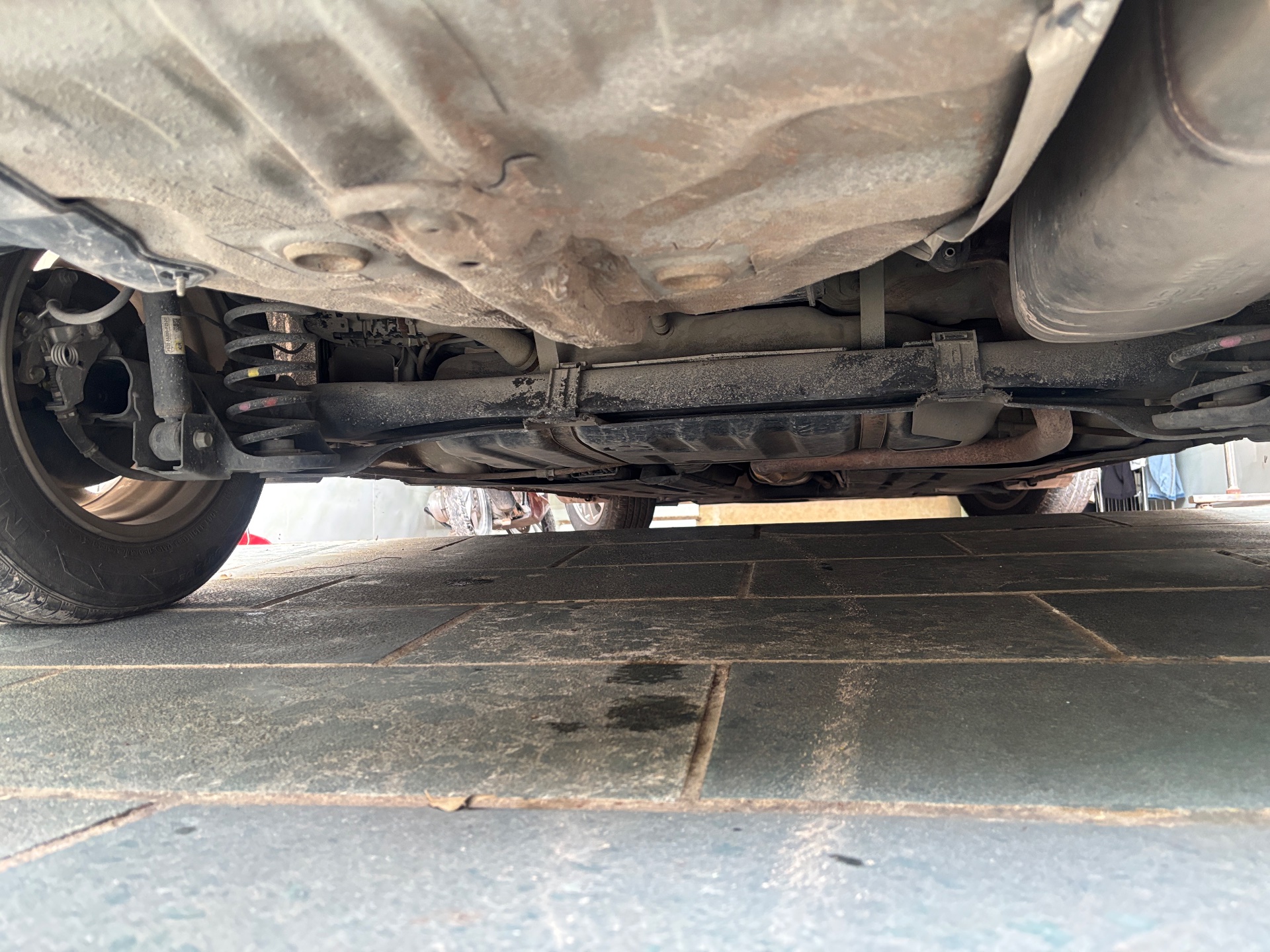 Hyundai Elantra 1.6 MT 2019 - Ngoại thất 20