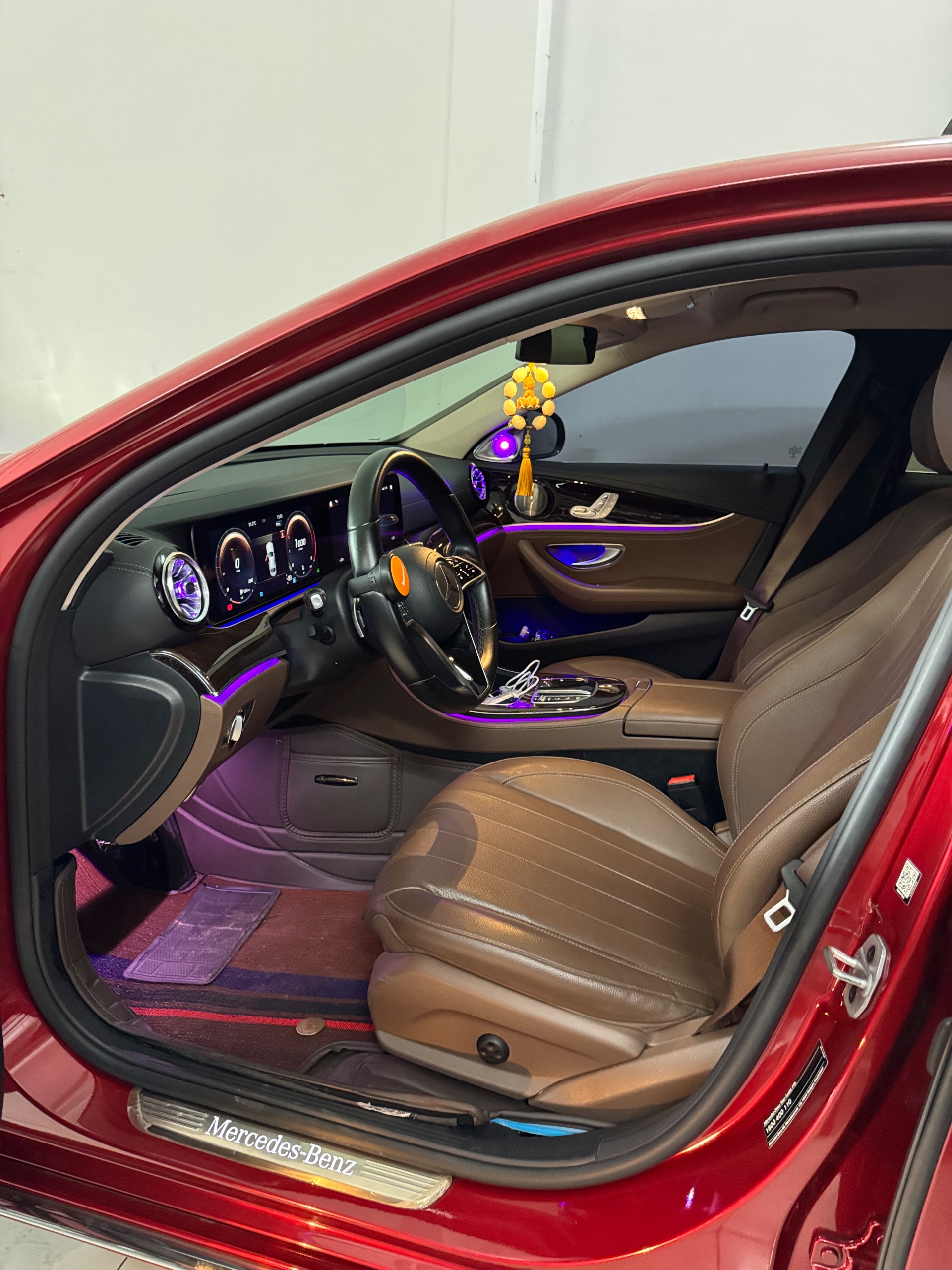 Mercedes-Benz E200 Exclusive 2022 - Ngoại thất 5