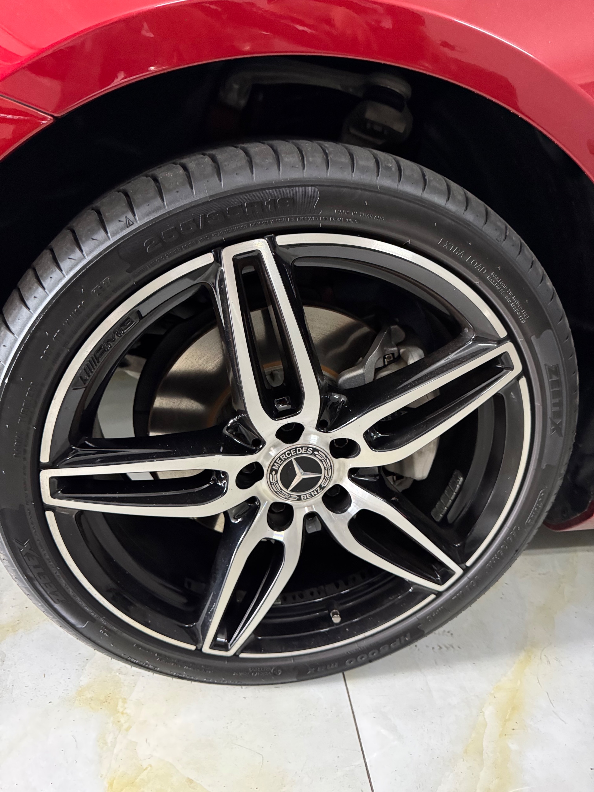 Mercedes-Benz E200 Exclusive 2022 - Ngoại thất 4