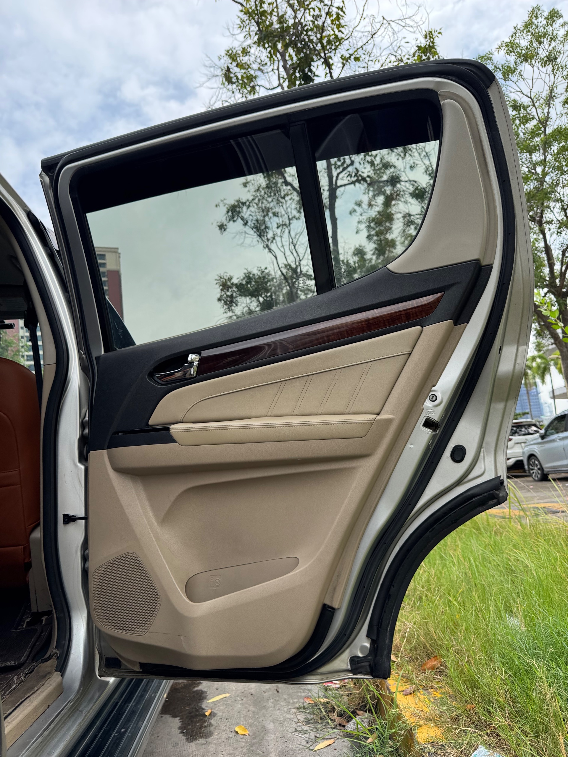 Isuzu MUX Diesel MT 2019 - Ngoại thất 7