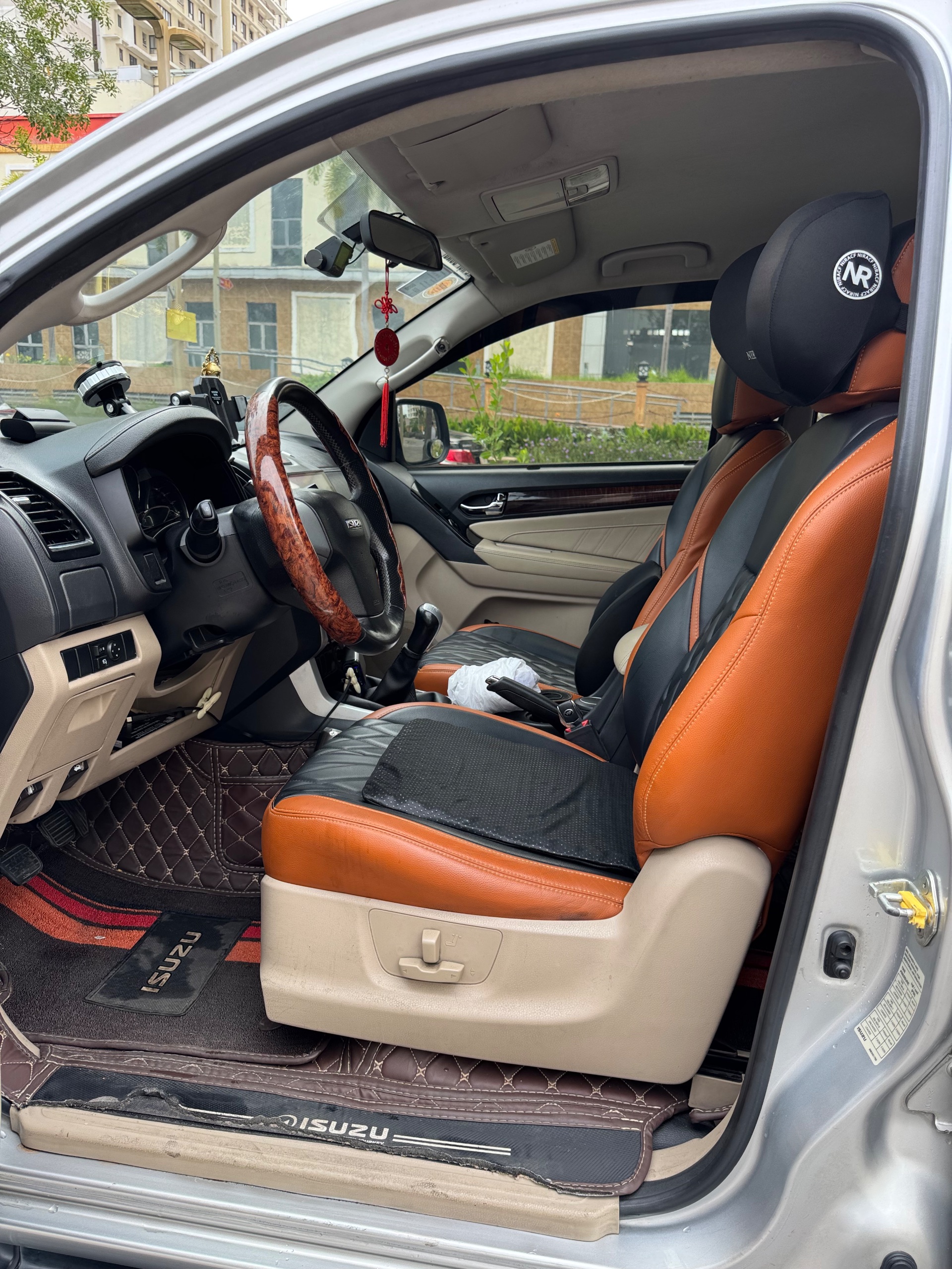 Isuzu MUX Diesel MT 2019 - Ngoại thất 17