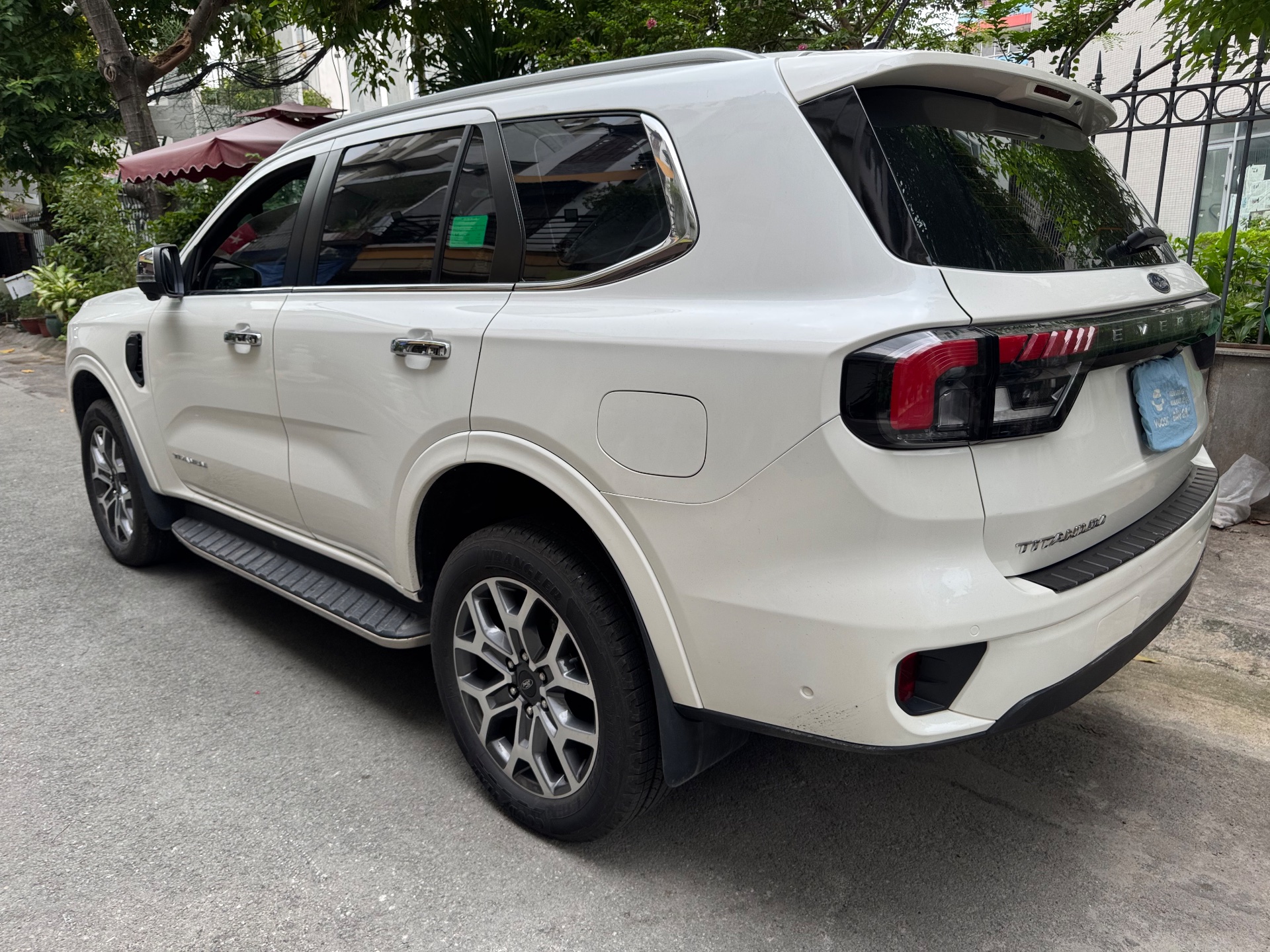 Ford Everest Platinum 2.0L 4x4 AT 2024 - Ngoại thất 23