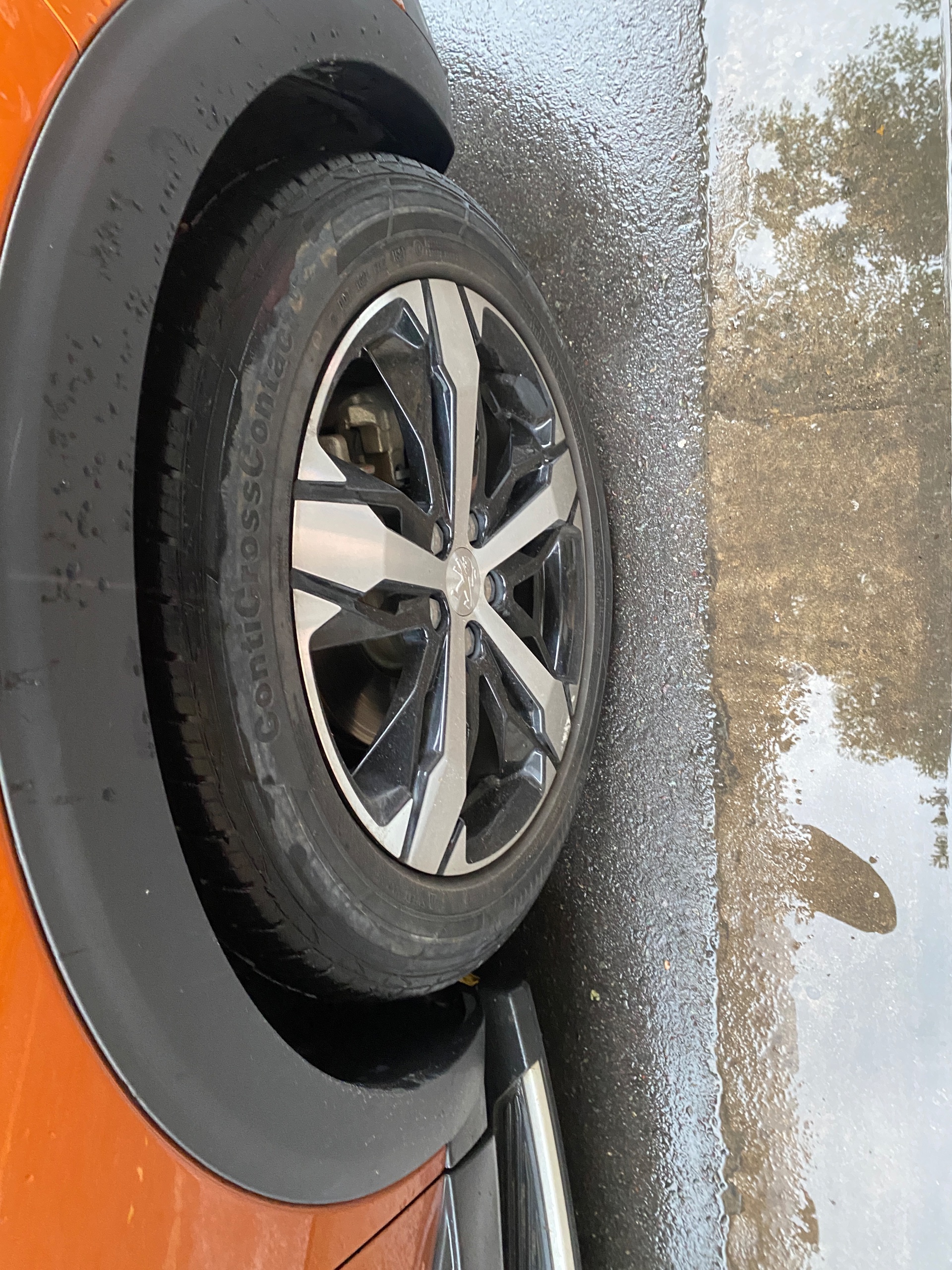 Peugeot 3008 Allure 1.6 AT 2021 - Ngoại thất 23