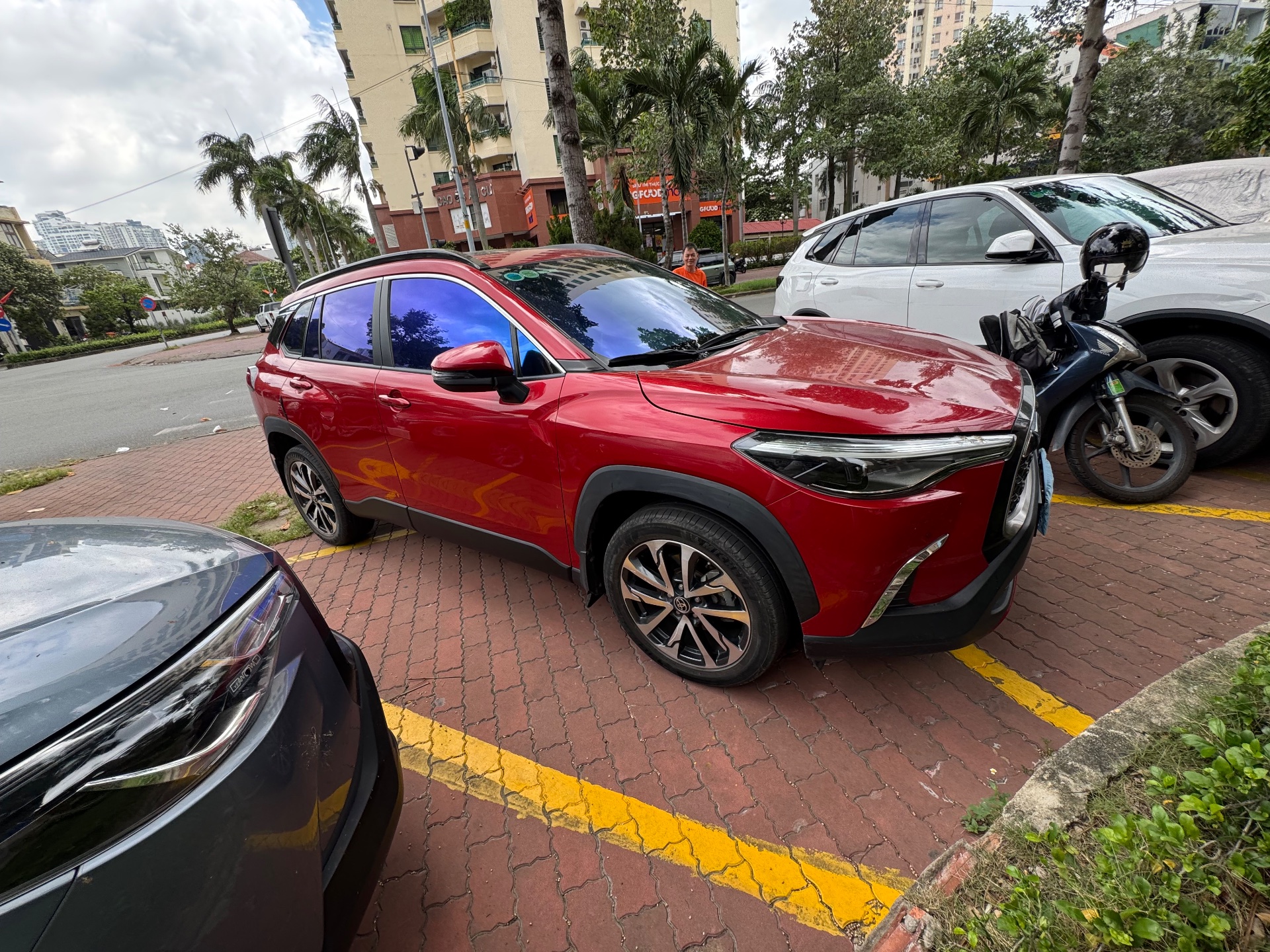 Toyota Corolla Cross 1.8V 2022 - Ngoại thất 21