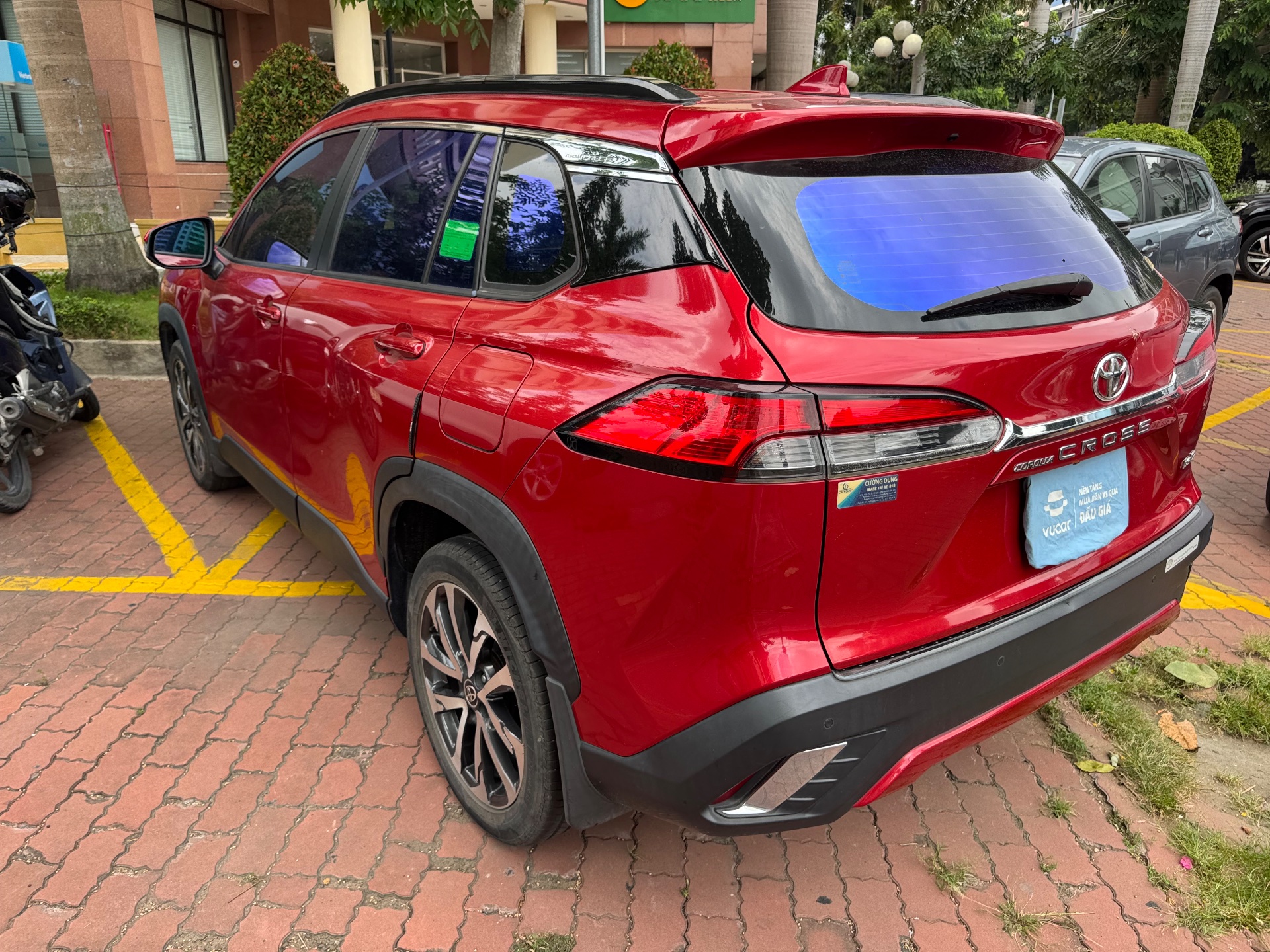 Toyota Corolla Cross 1.8V 2022 - Ngoại thất 12