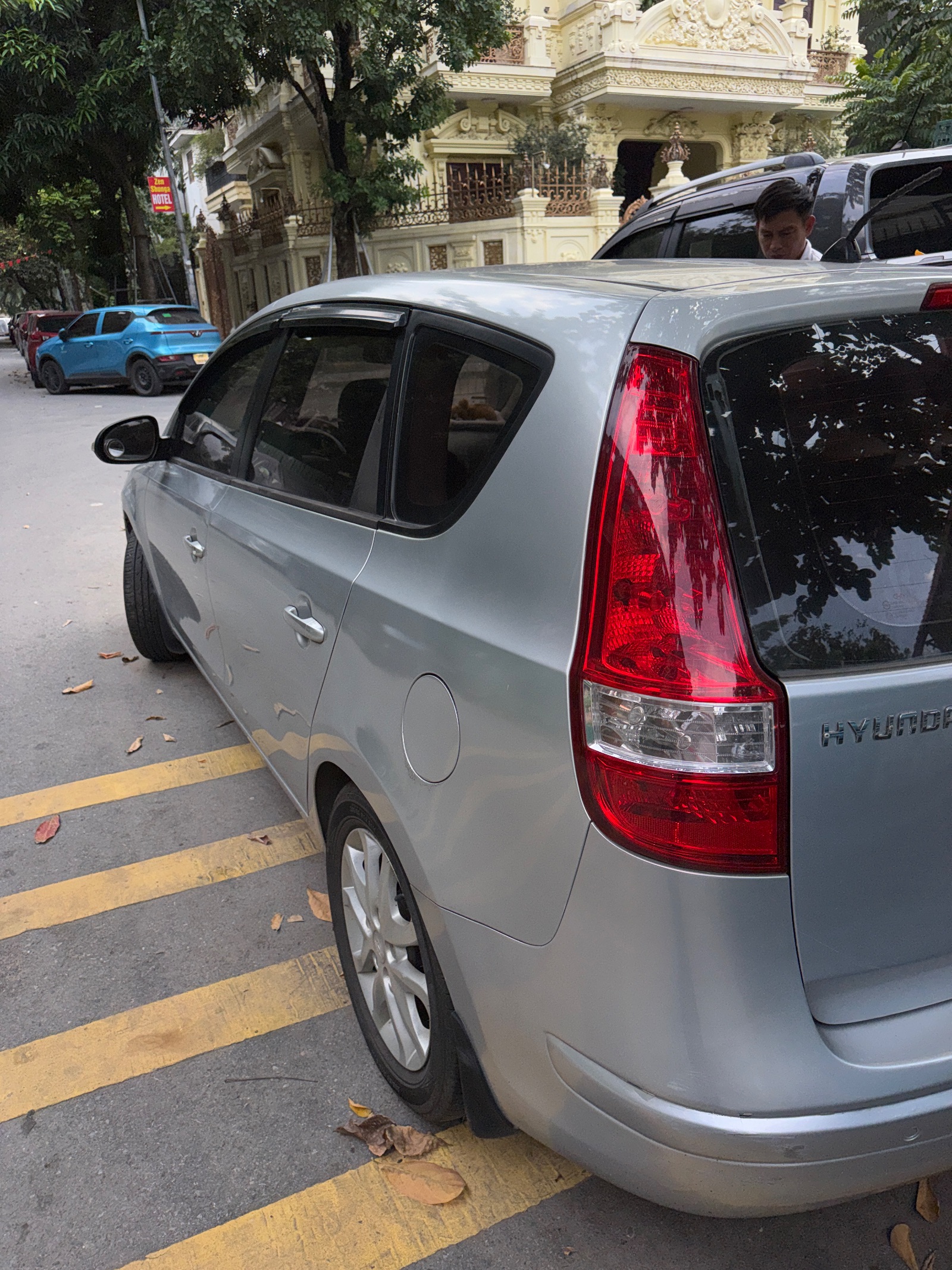 Hyundai I30 CW 1.6 AT 2009 - Ngoại thất 17