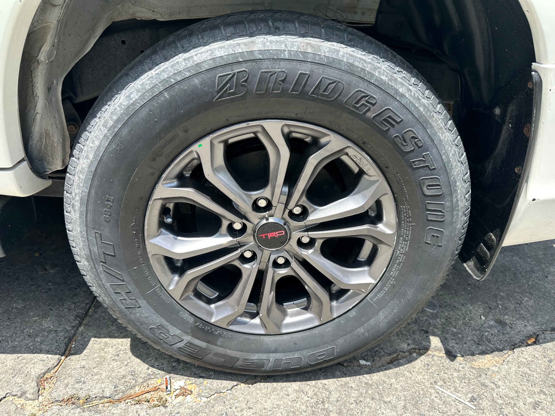 Toyota Fortuner TRD Sportivo 4x4 AT 2016 - Ngoại thất 24