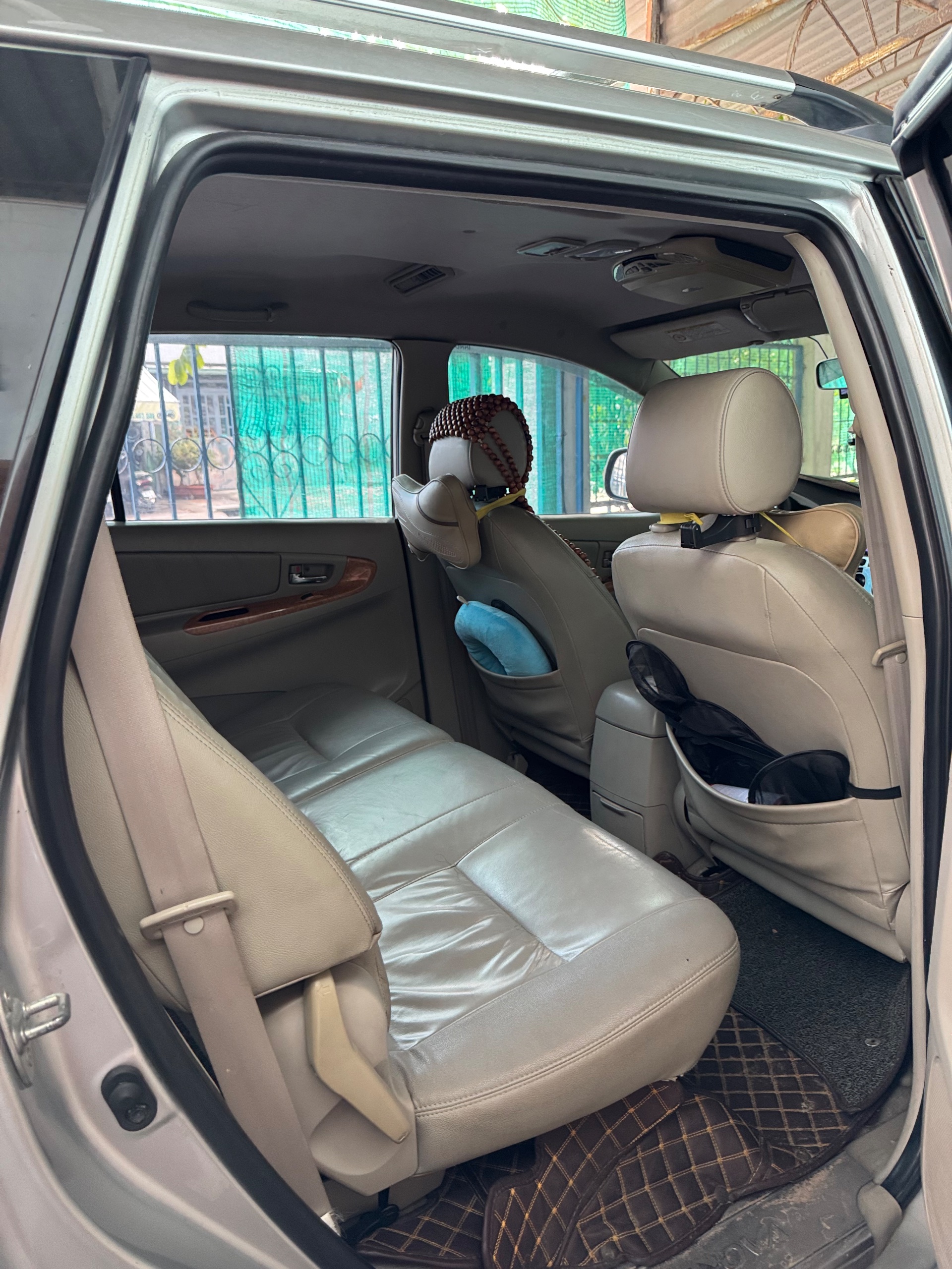 Toyota Innova V 2010 - Ngoại thất 22