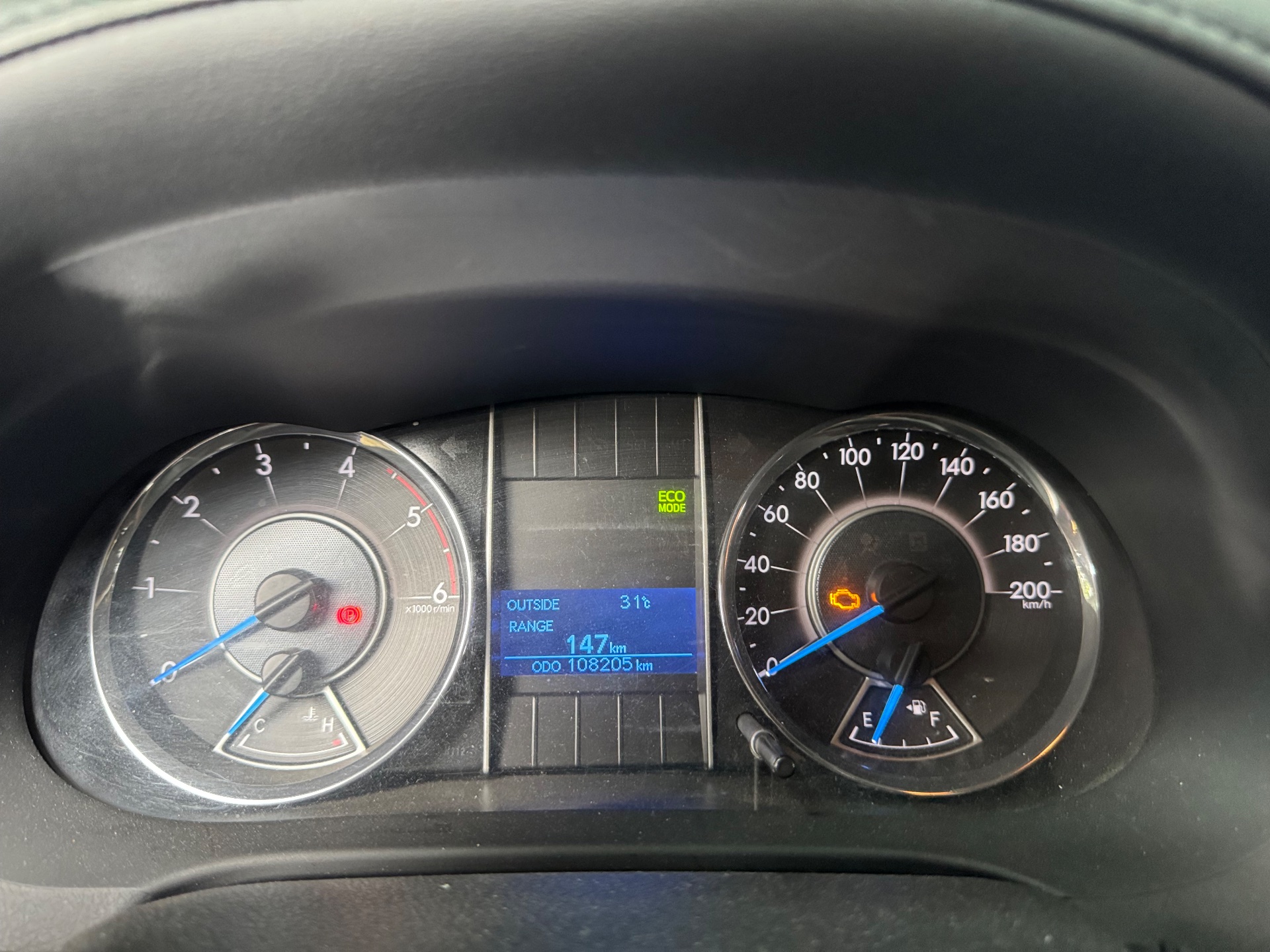 Toyota Fortuner 2.4G 4x2 MT 2017 - Ngoại thất 23