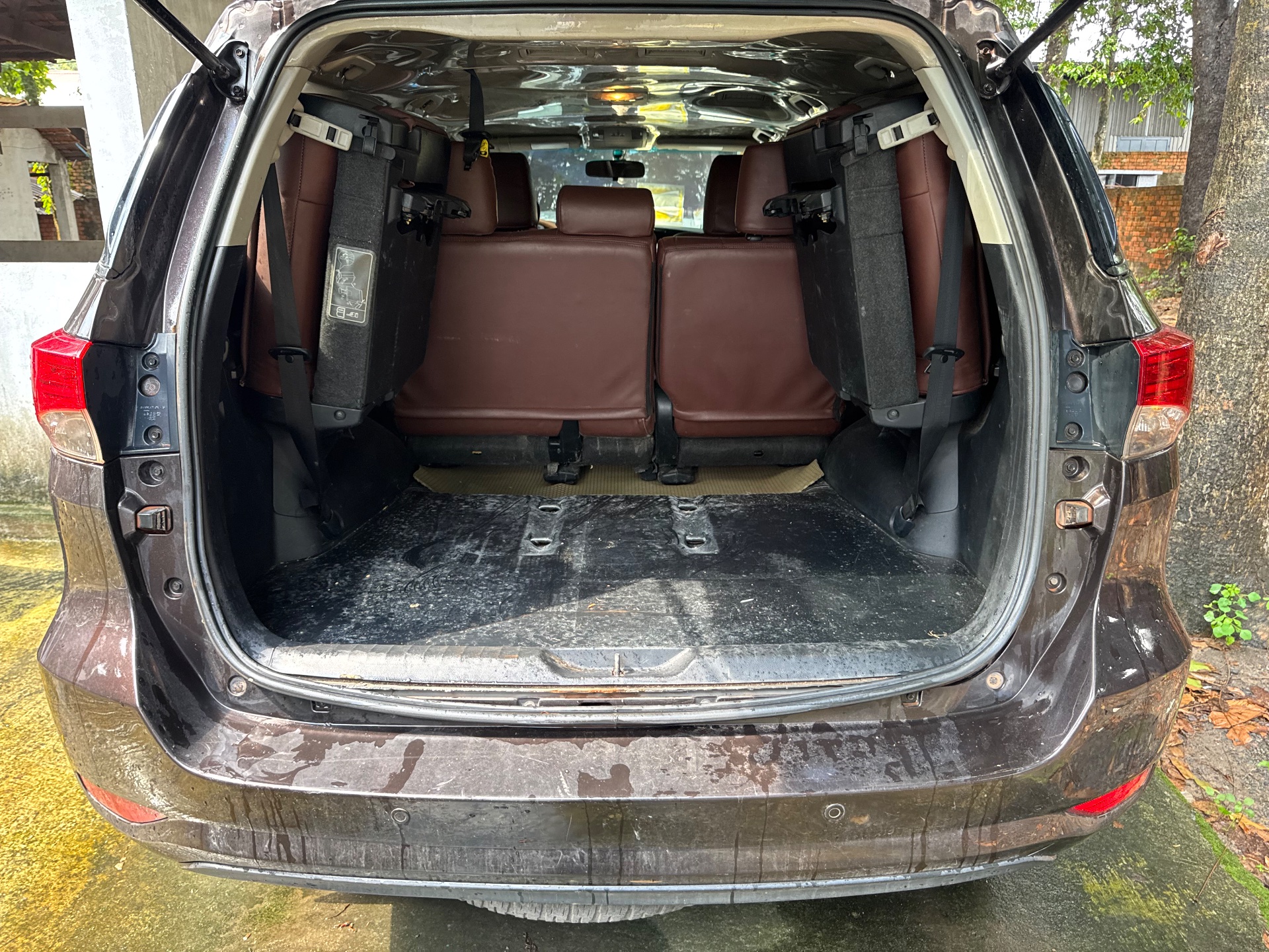 Toyota Fortuner 2.4G 4x2 MT 2017 - Ngoại thất 25