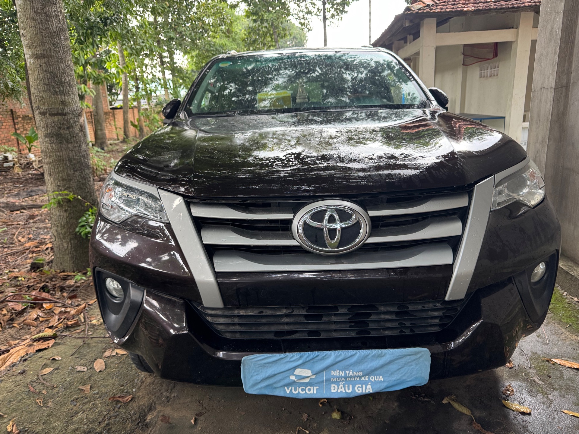 Toyota Fortuner 2.4G 4x2 MT 2017 - Ngoại thất 7