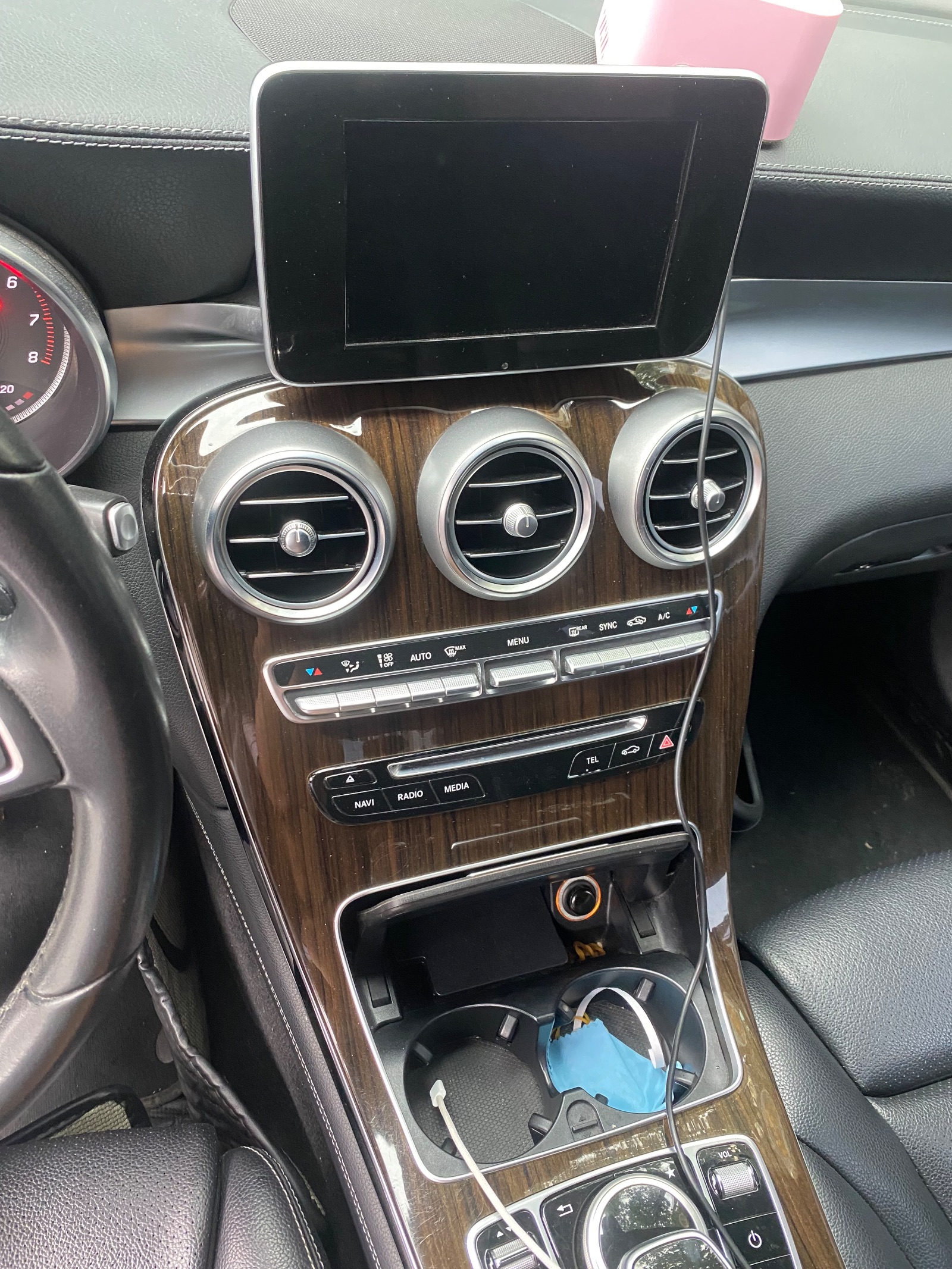 Mercedes Glc 200 2018 - Ngoại thất 8